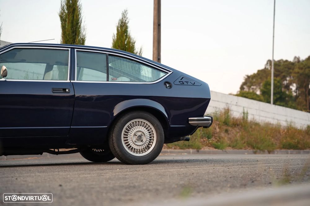 Alfa Romeo GTV - 7