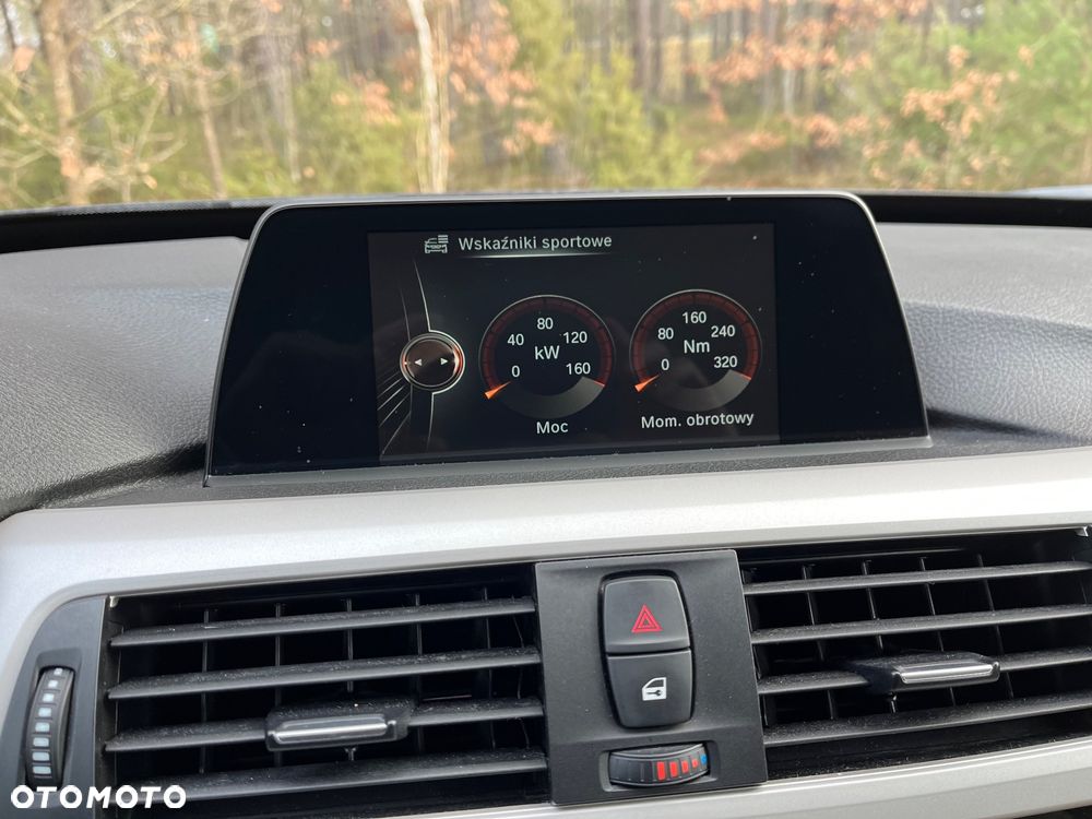 BMW 3GT 320i Advantage - 18