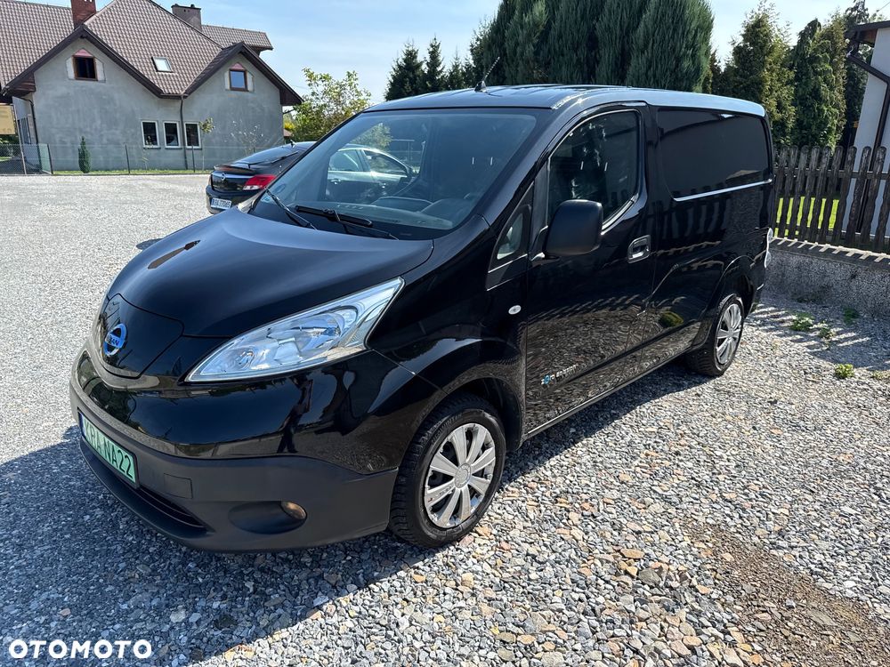 Nissan E-NV 200 - 1