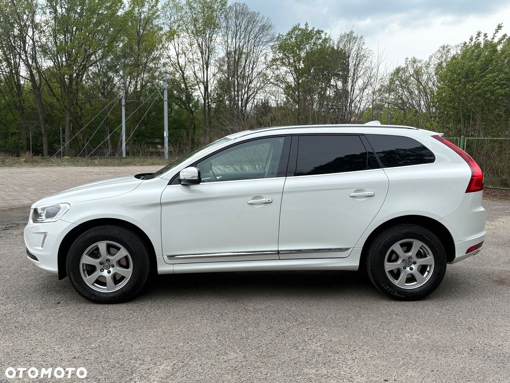 Volvo XC 60 D5 AWD Summum - 3
