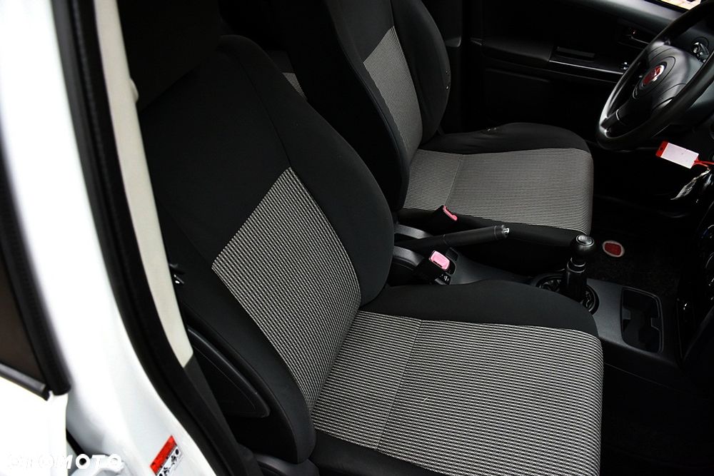 Fiat Sedici 1.6 16V 4x4 Lounge - 23