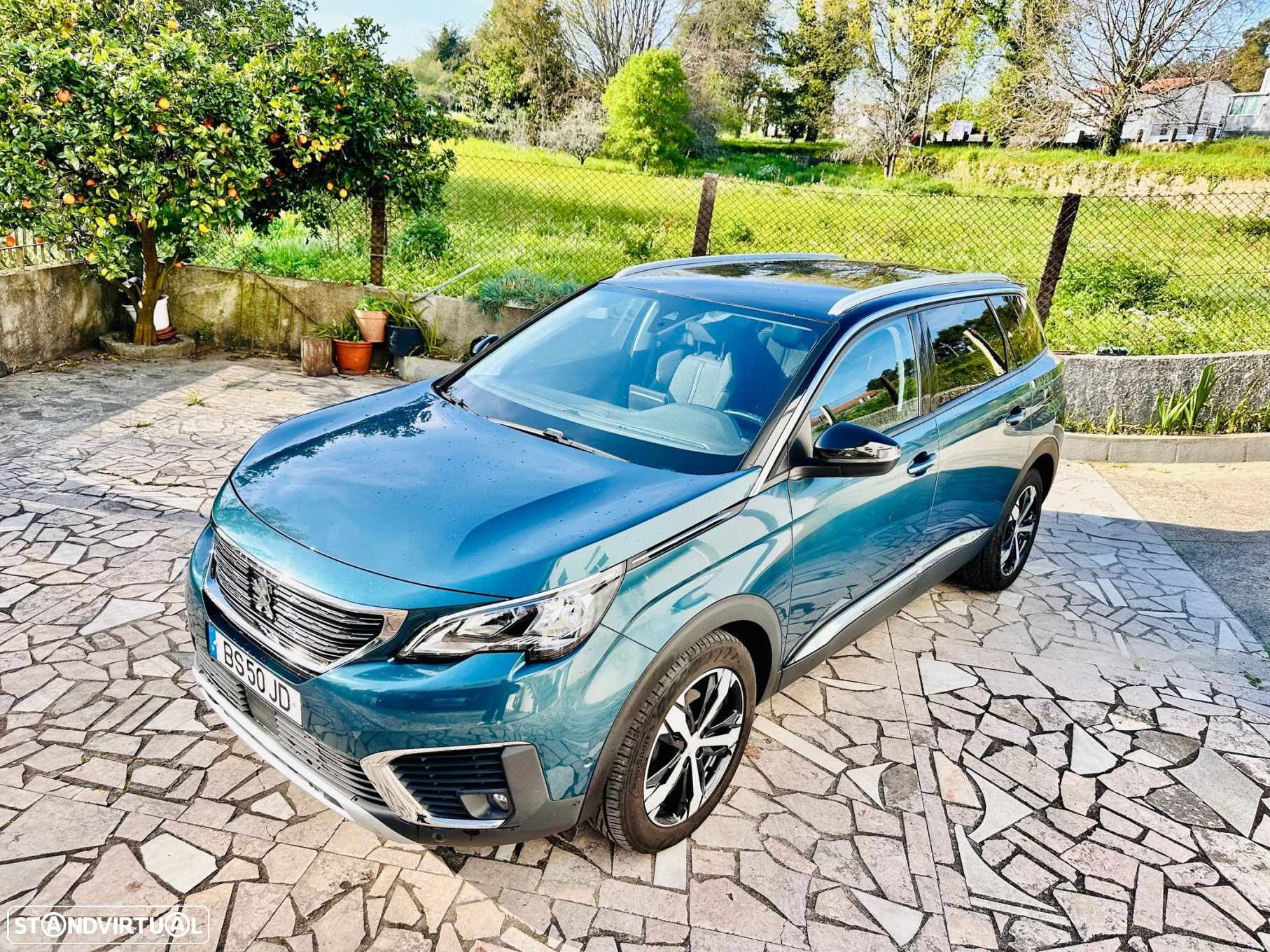 Peugeot 5008 1.2 PureTech Allure - 4