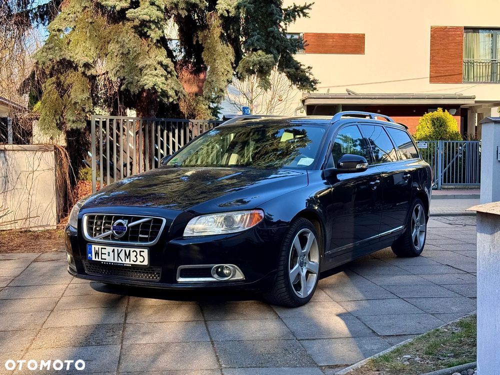 Volvo V70 - 1