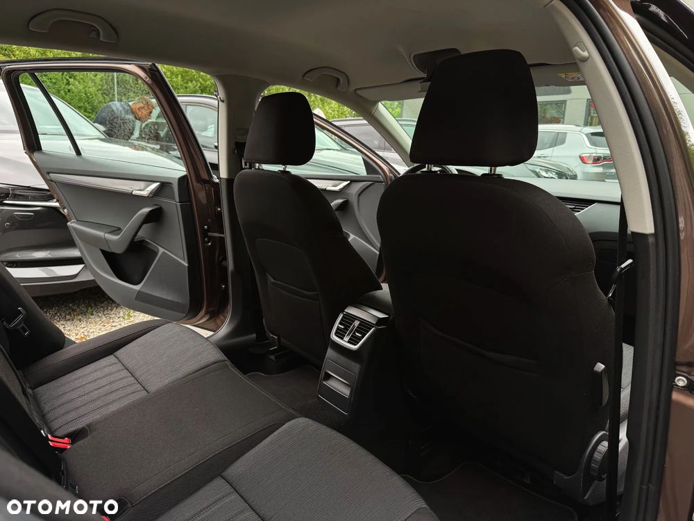 Skoda Octavia 1.5 TSI ACT Style DSG - 13