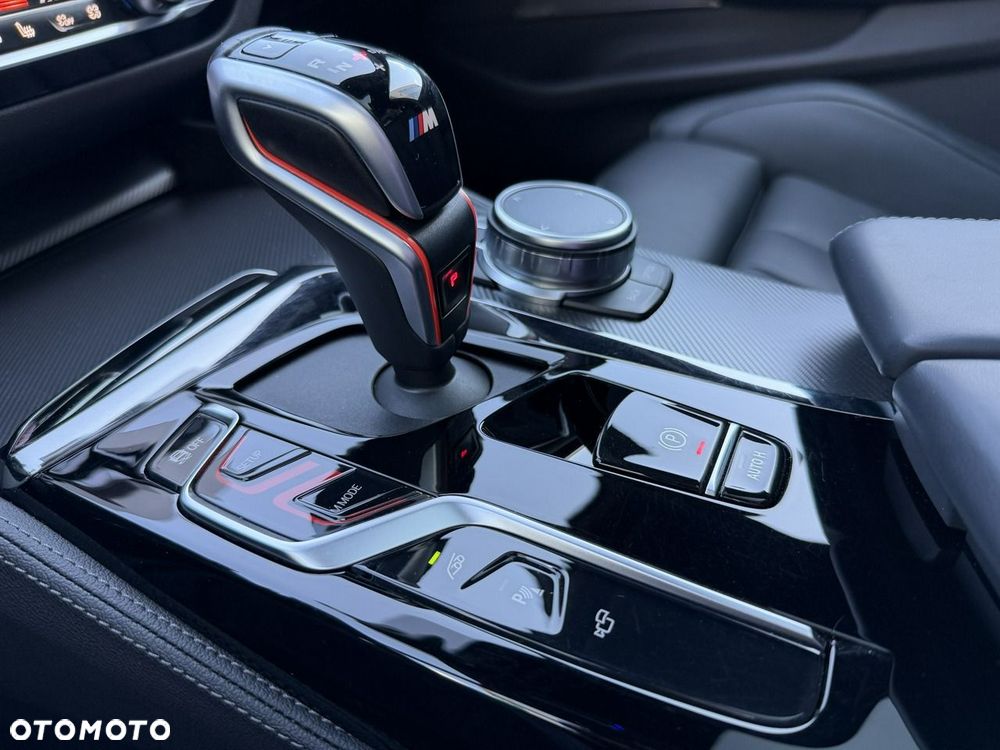 BMW M5 Competition - 31