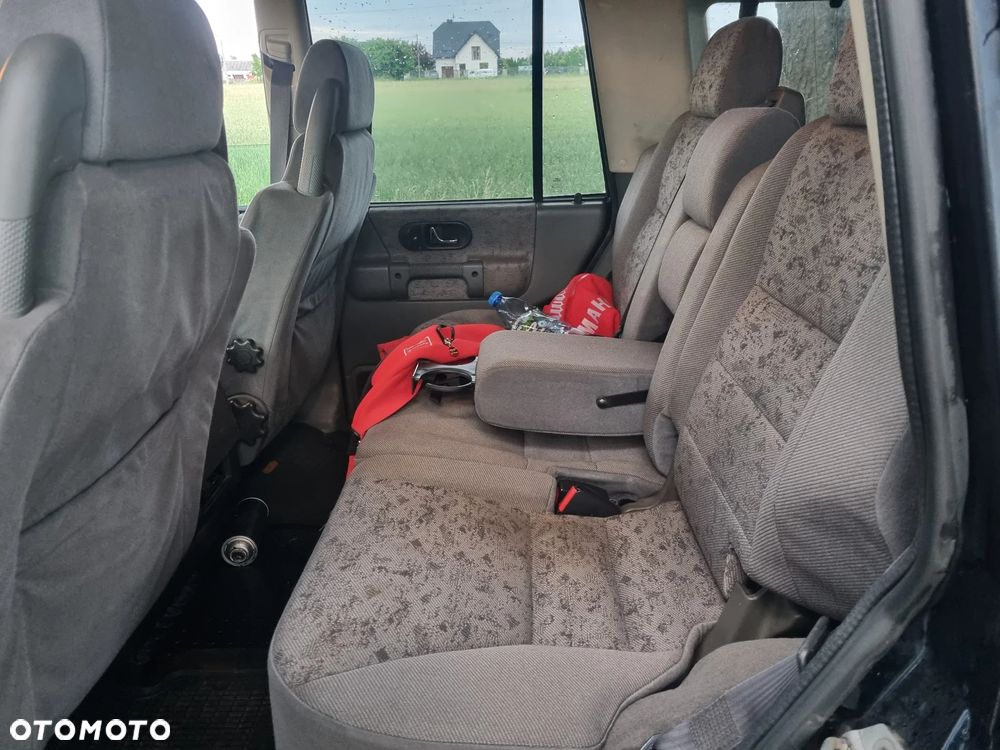 Land Rover Discovery - 12