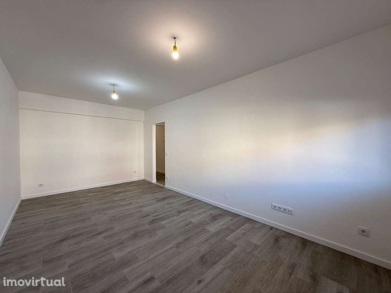 Apartamento, recuperado, para arrendamento, Amadora - Venteira - Grande imagem: 5/17