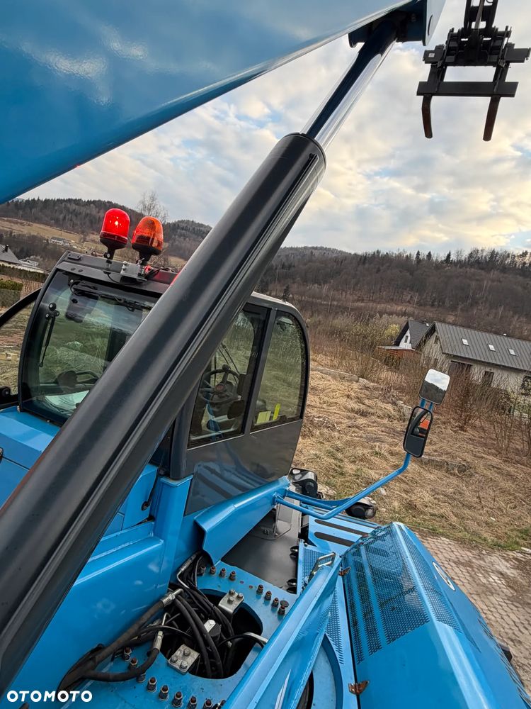 Magni RTH 6.30 SH-M/C . Ładowarka Teleskopowa Dźwig Zwyżka 30 metrów wysuw . Udźwig 6 ton. 4391 mtg Kosz (Pilot 2 funkcje) Wciągarka hydr. Widły. Jak Nowa z Norwegii! 2018rok. KLIMA Webasto post. Aktualna DEKRA 2026r. skręt 4 koła KRAB. Auto-poziomowanie! Zero luzów wycieków jak Nowa z salonu. Pełny Obrót. Małe Gabaryty maszyny. Mała waga 21 ton a potężny zasięg i udzwig! - 28