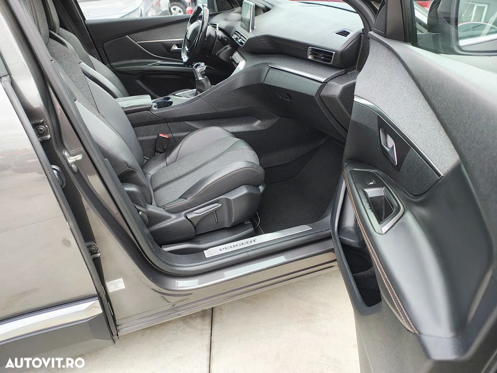 Peugeot 3008 1.2 PureTech Turbo S&S GT-Line - 15