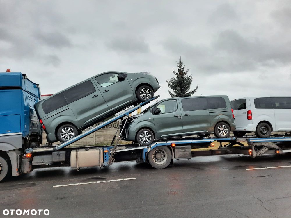 Mercedes-Benz ACTROS - 19