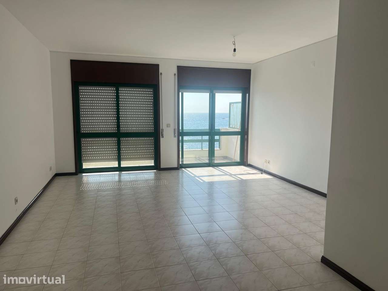 T3 com vistas mar, varanda e garagem fechada - Grande imagem: 3/18