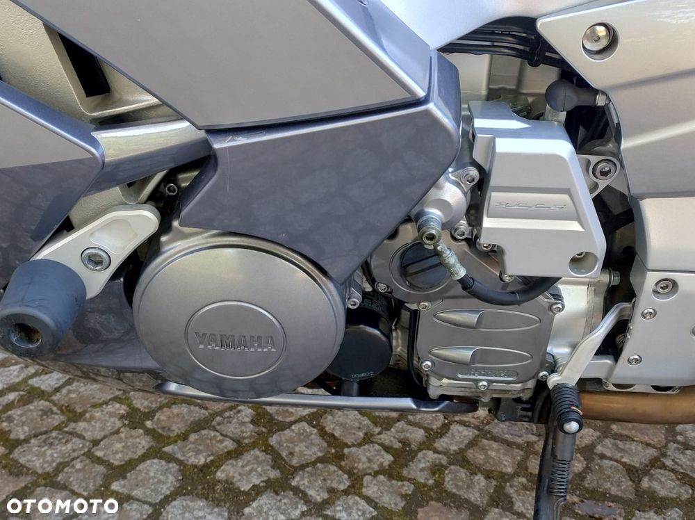 Yamaha FJR - 33