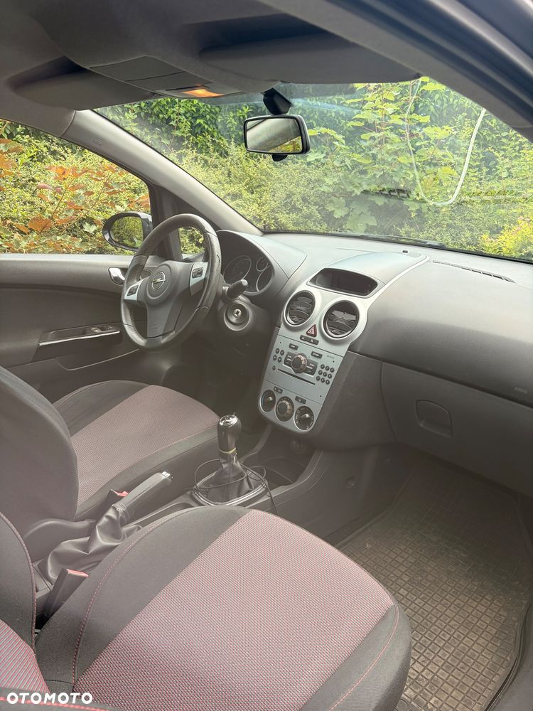 Opel Corsa 1.2 16V Sport - 10