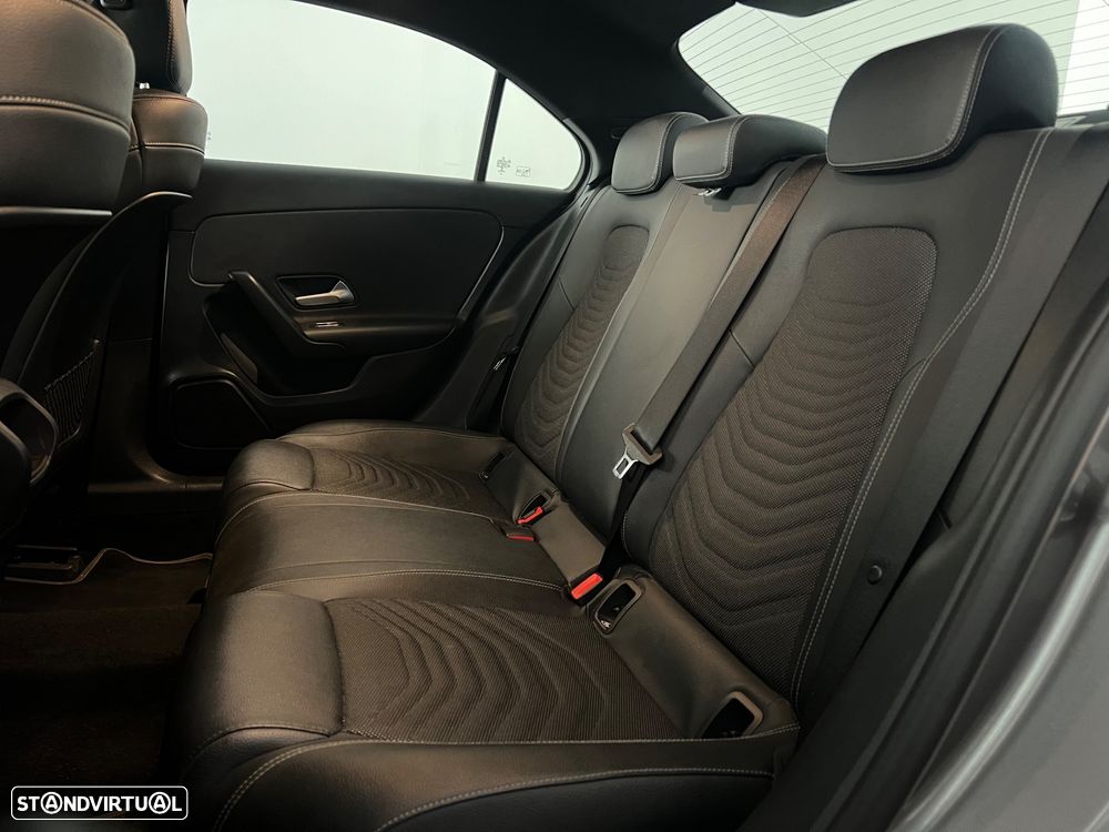 Mercedes-Benz A 250 Limousine e 8G-DCT Progressive Advanced - 20