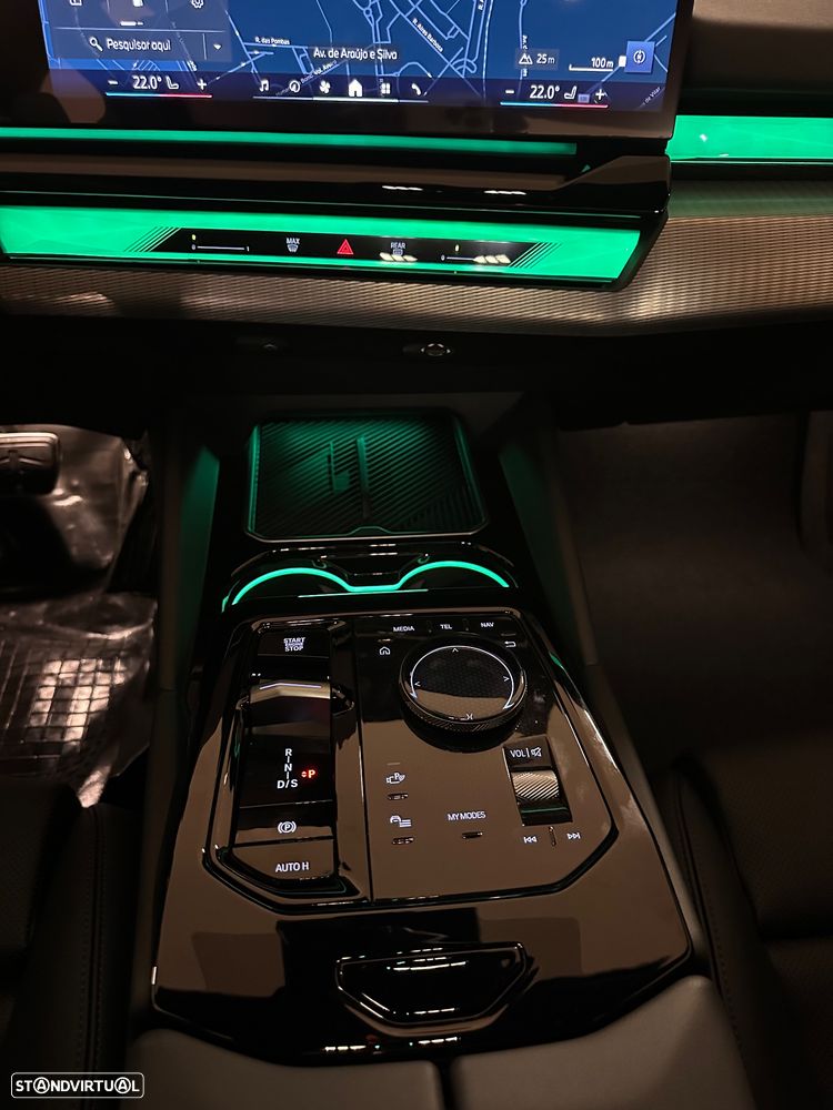 BMW 530 e Pack Desportivo M - 19