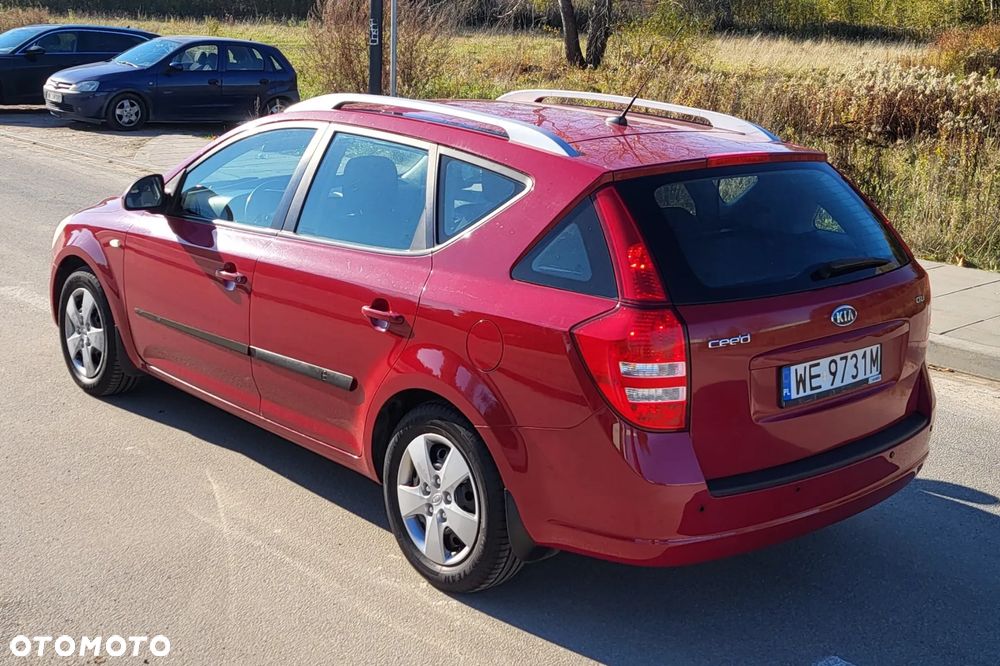 Kia Ceed - 3