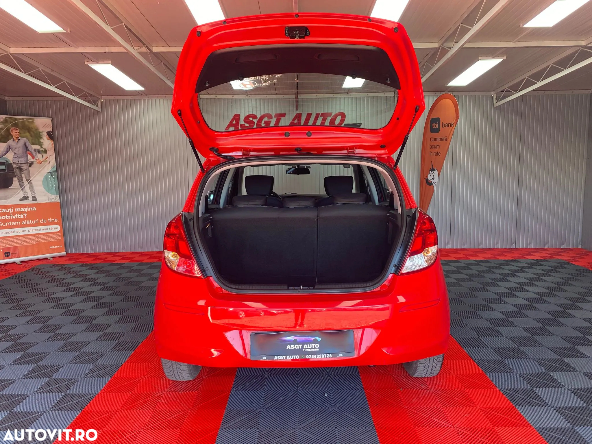 Hyundai i20 - 18