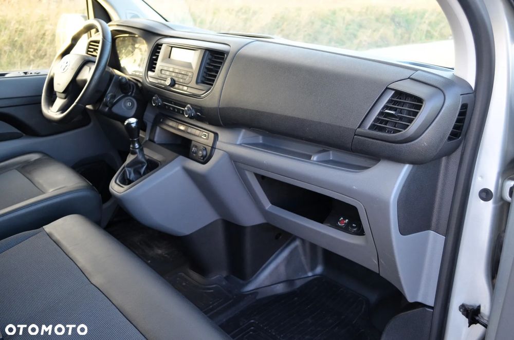Toyota Proace - 10
