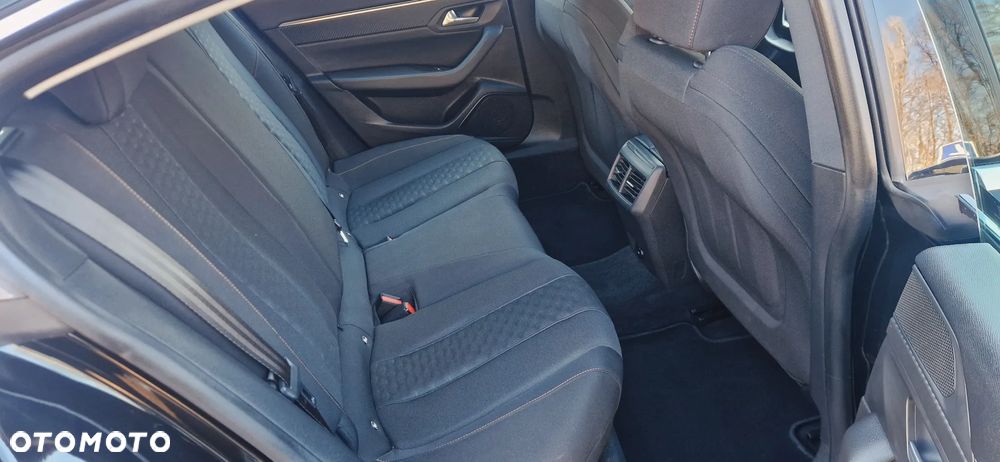 Peugeot 508 BlueHDi 130 Allure - 32