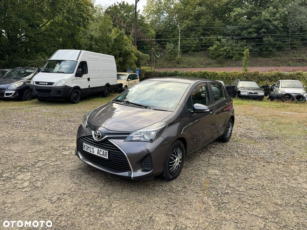 Toyota Yaris - 37