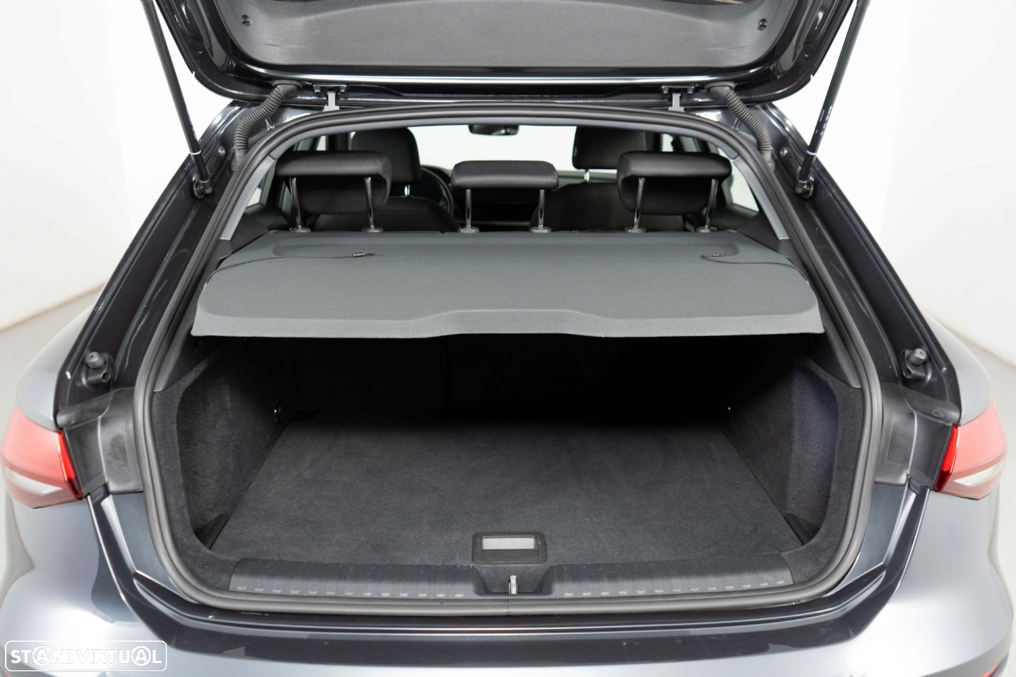 Audi A3 Sportback 30 TFSI Advanced - 11