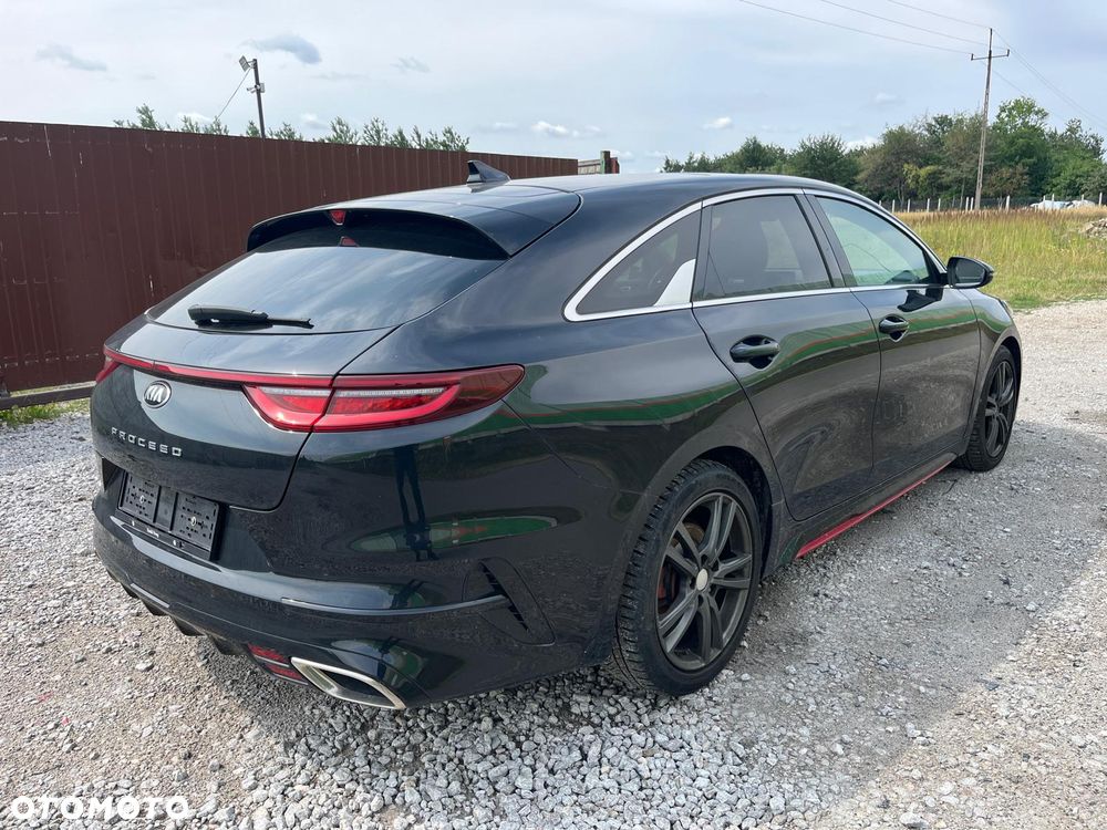 Kia ProCeed 1.6 T-GDI GT DCT - 4