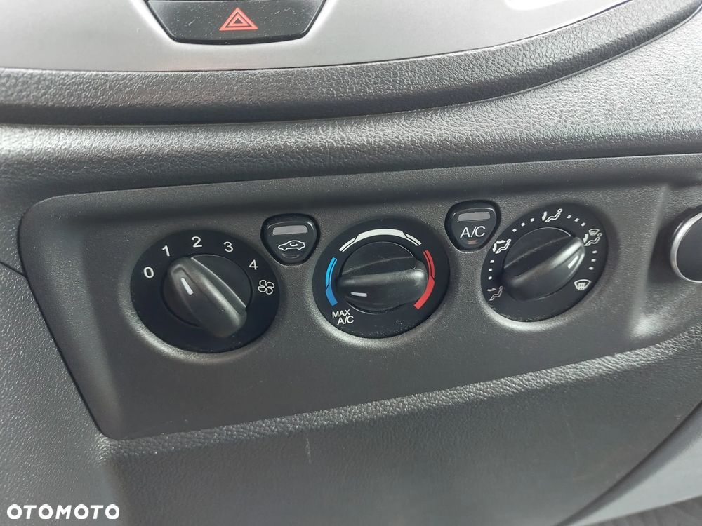 Ford Transit ver-kombi-l3h2-trend - 32