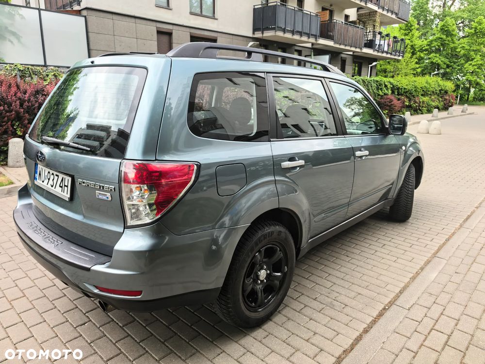 Subaru Forester 2.0D XC 000 Euro5 - 13