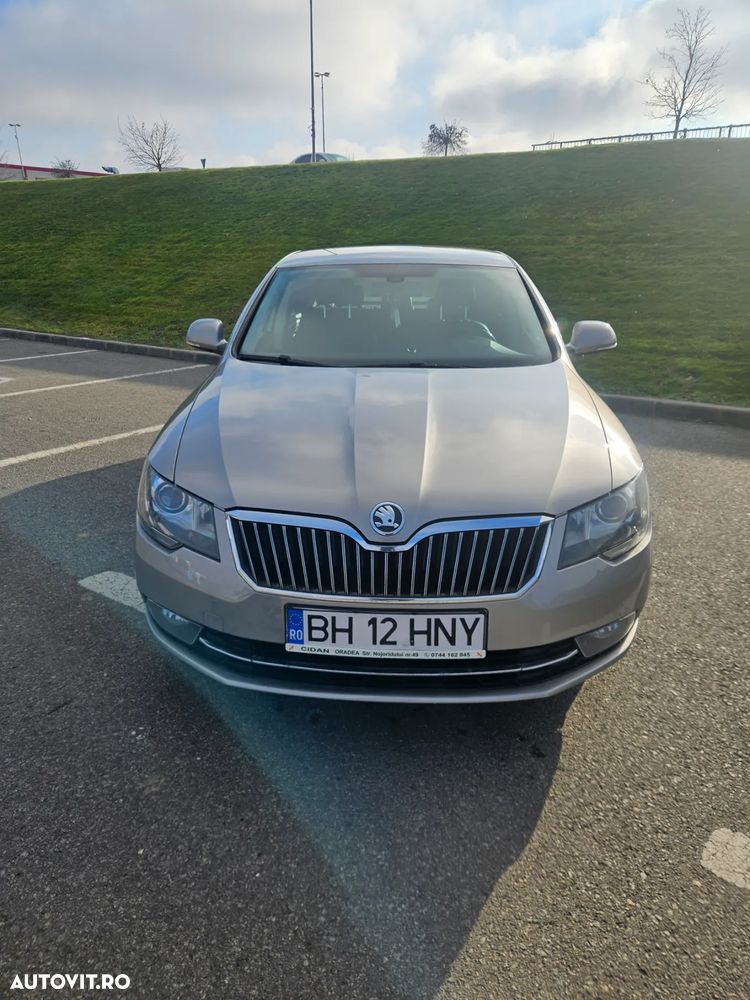Skoda Superb 2.0 TDI DSG Comfort - 1