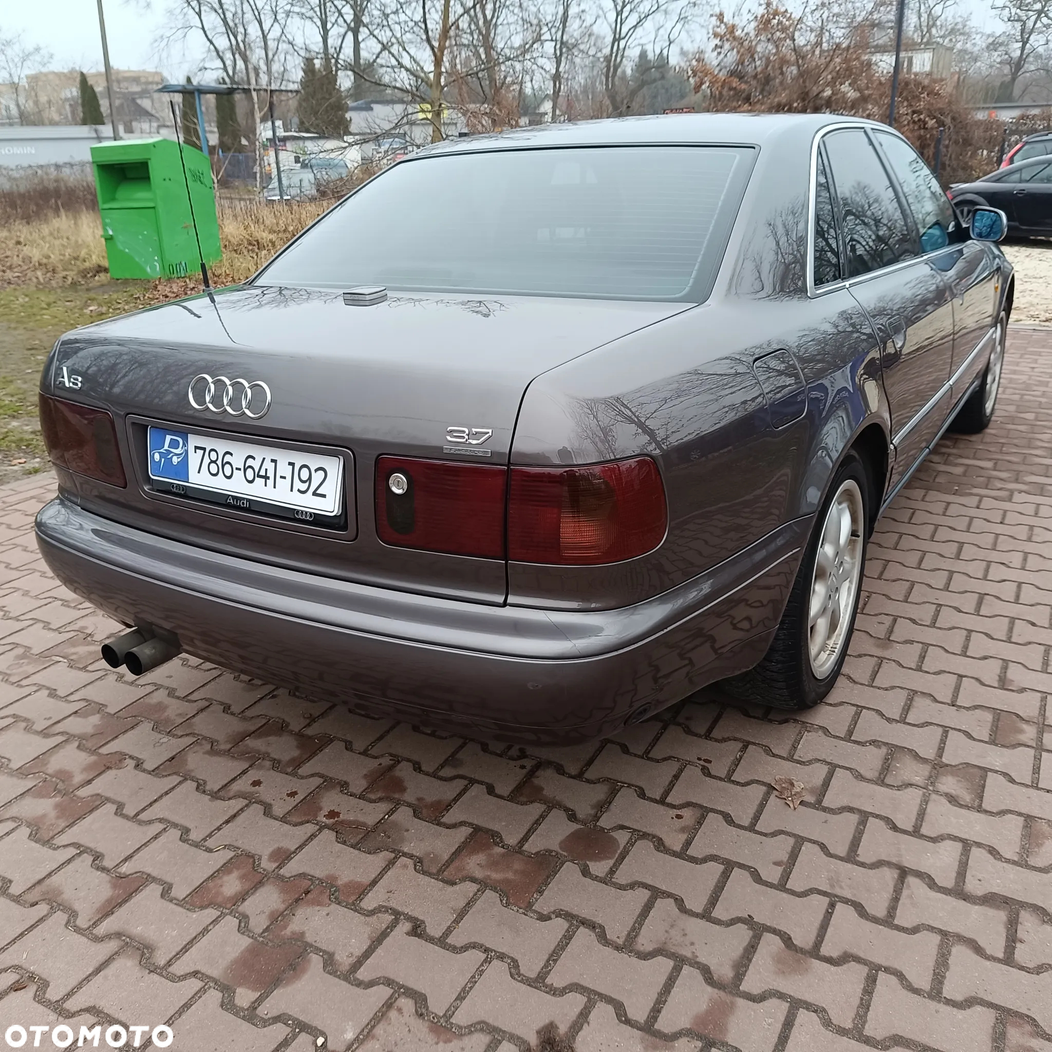 Audi A8 - 4