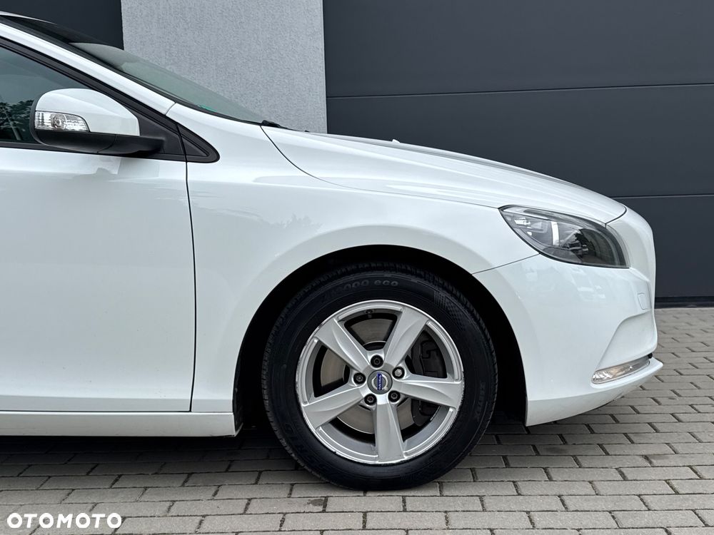 Volvo V40 D3 - 10