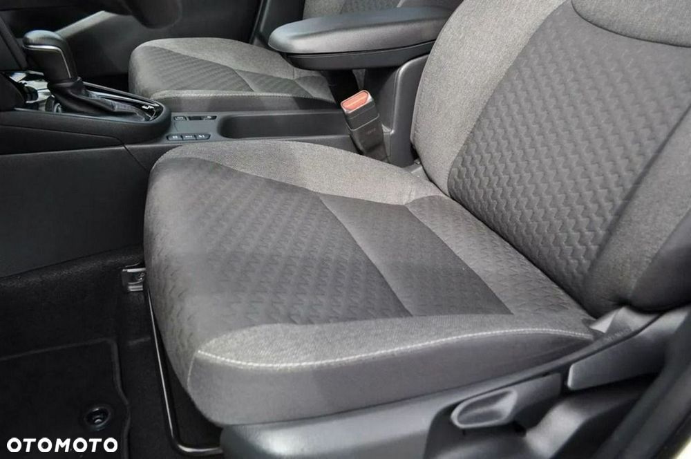 Toyota Yaris - 22