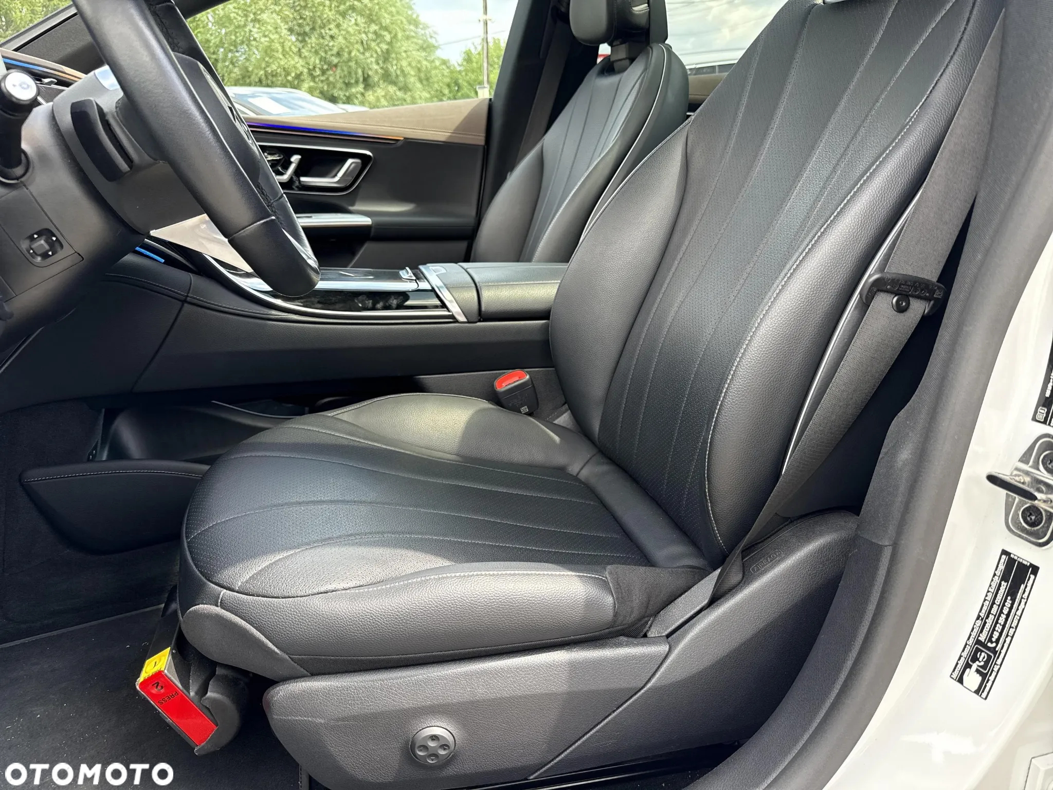 Mercedes-Benz EQE 350 89kWh AMG/Electric Art - 10