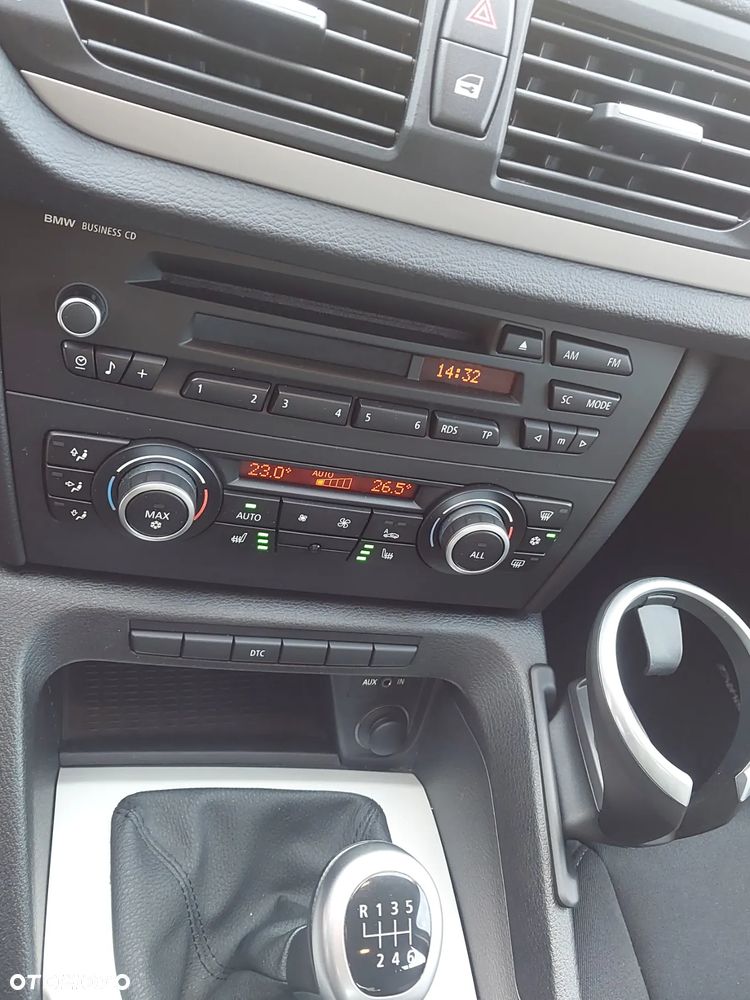 BMW X1 sDrive18i - 8