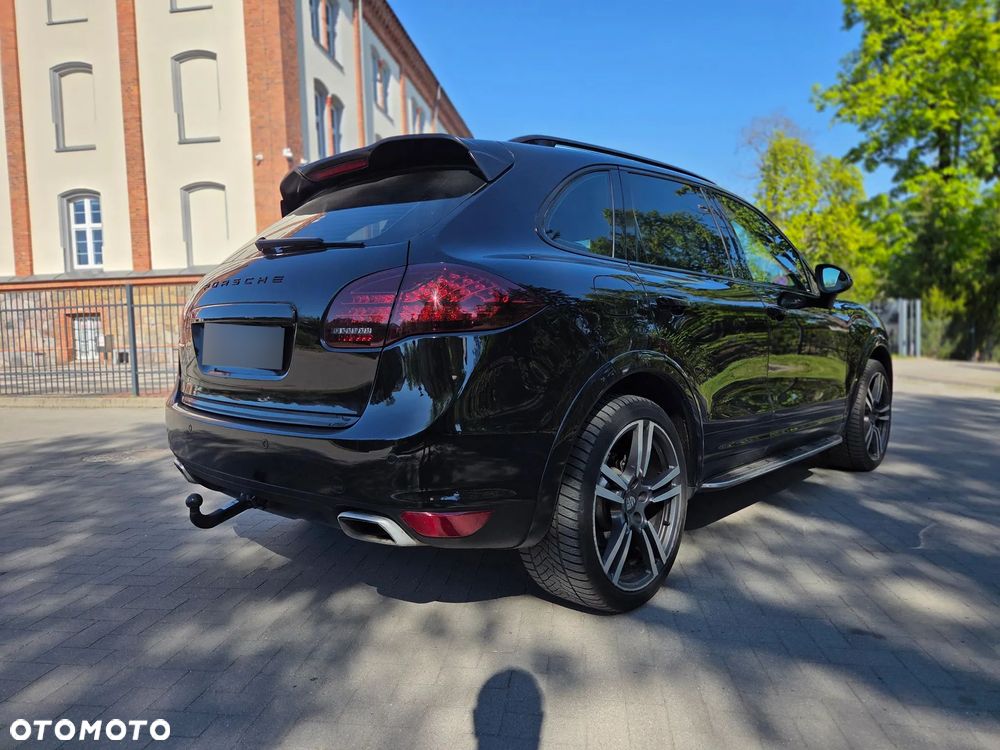 Porsche Cayenne Tiptronic S - 6