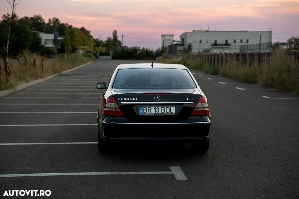 Mercedes-Benz E - 5