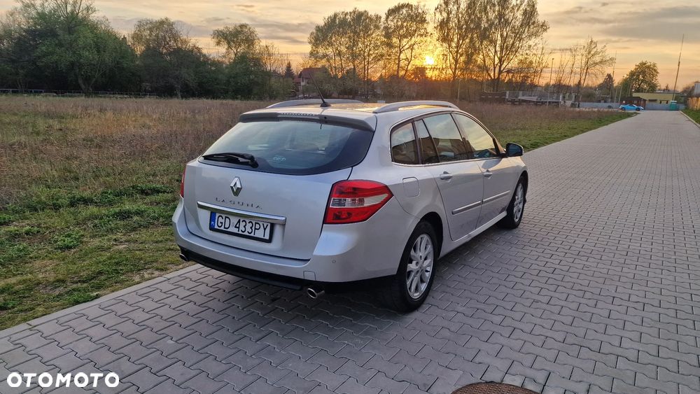 Renault Laguna 2.0 DCi Dynamique - 8