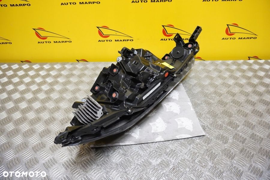 SUBARU SOLTERRA 2022 - REFLEKTOR LAMPA FULL LED PRAWA USA - 10