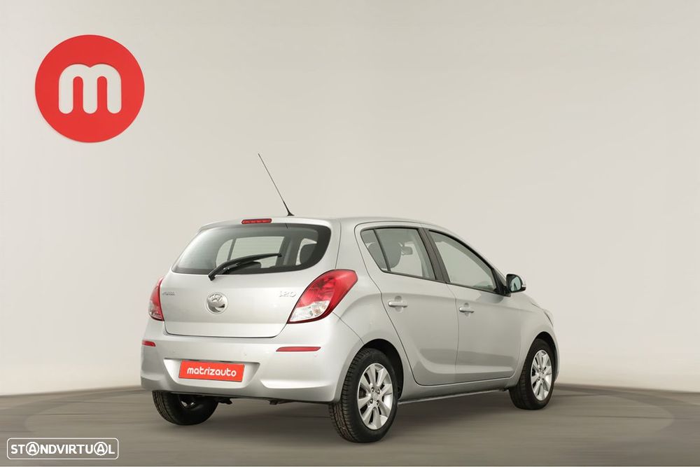 Hyundai i20 1.2 Blue Comfort+Pack Look+JLL16 - 4