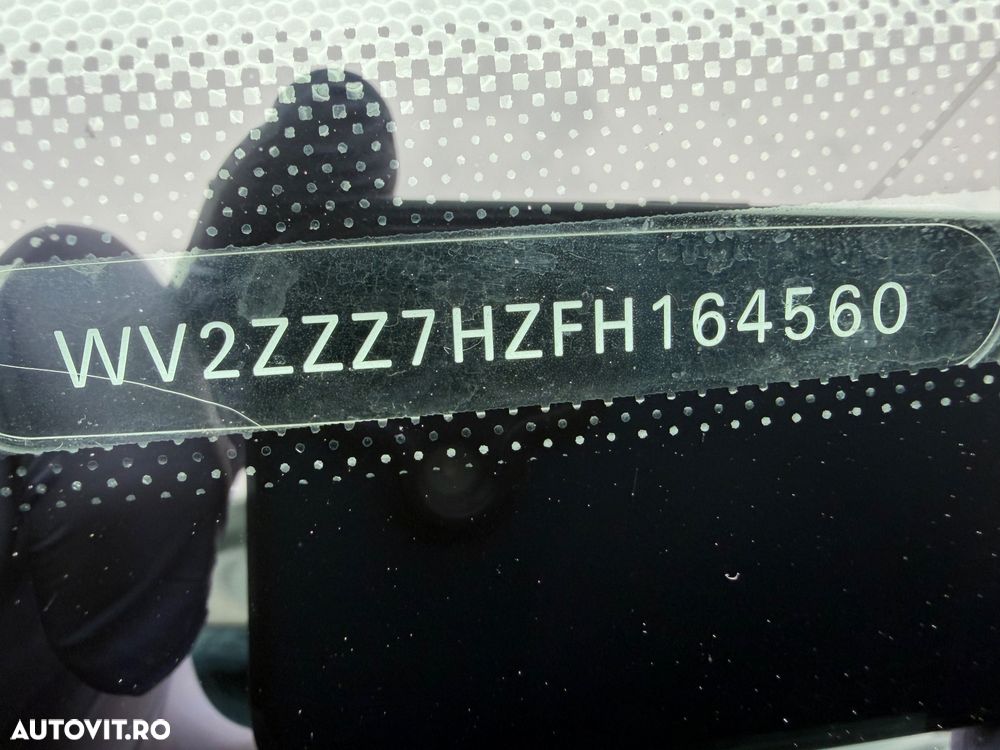 Volkswagen Caravelle - 31