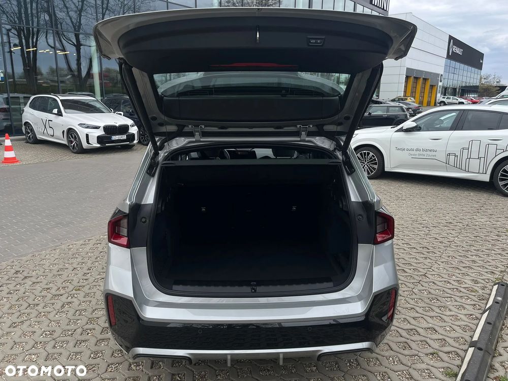 BMW iX1 xDrive30 - 30