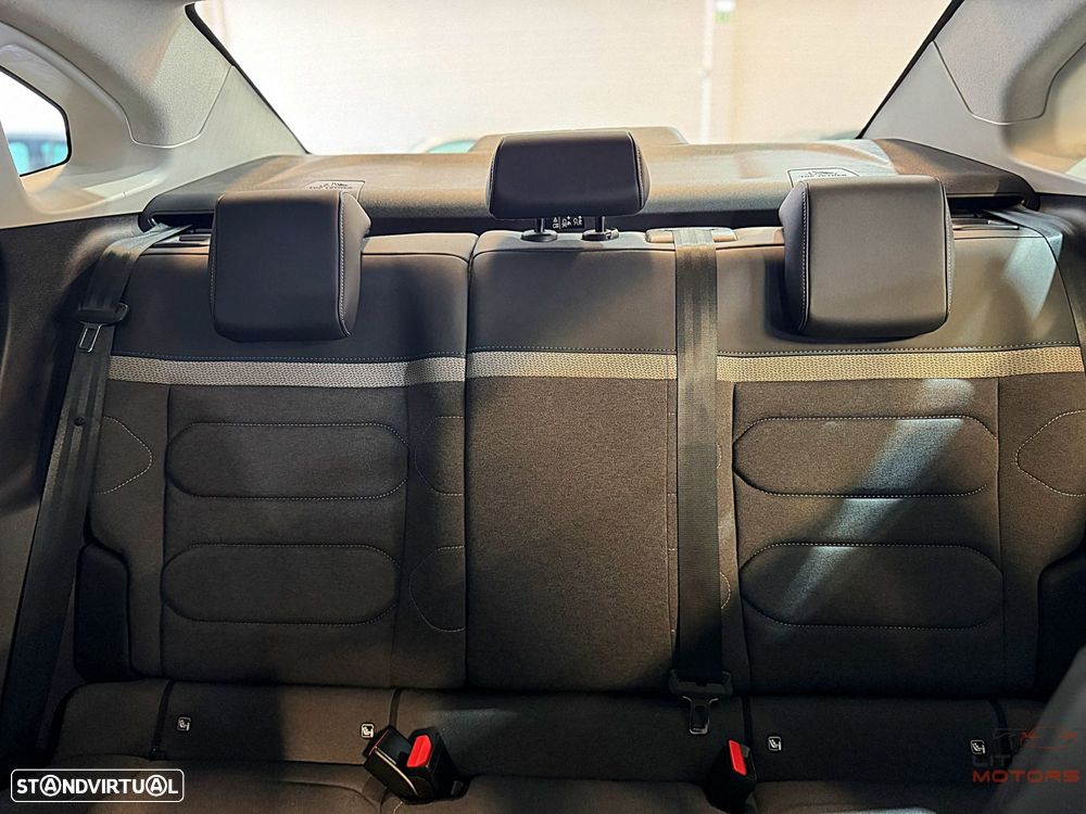 Citroën C4 X 1.2 Hybrid Plus e-DSC6 - 38