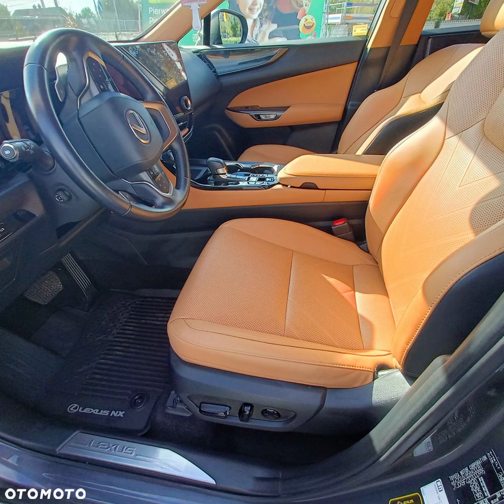 Lexus NX 450h+ Prestige AWD - 27
