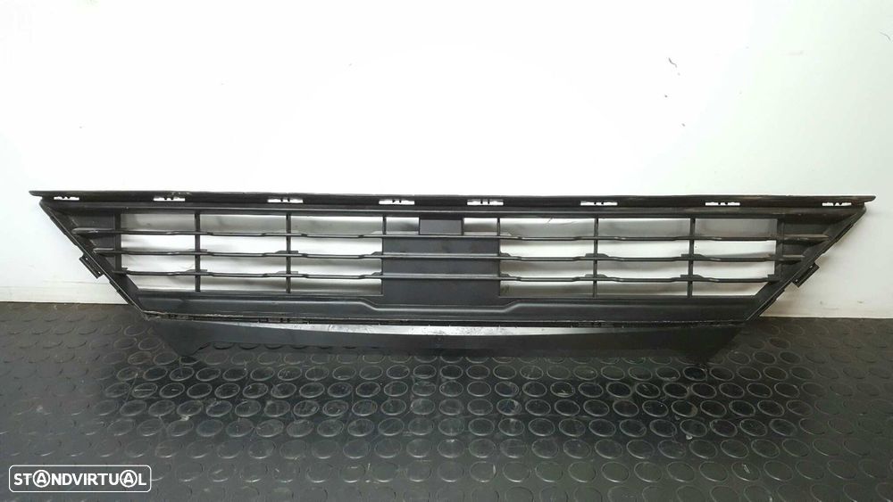 GRELHA FRONTAL DO PARA-CHOQUES FORD FIESTA (CE1) ST-LINE - 1
