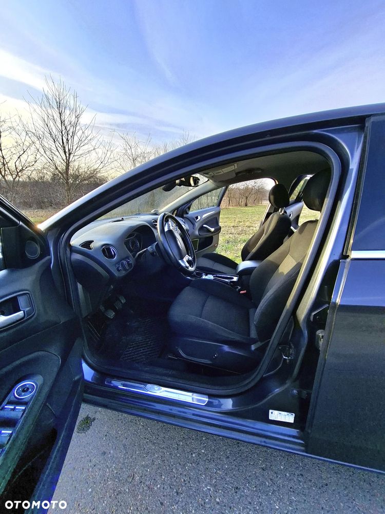 Ford Mondeo 2.0 TDCi Titanium - 14