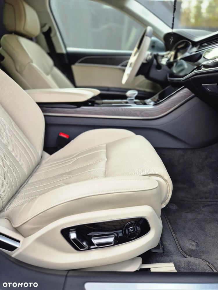 Audi A8 L 55 TFSI mHEV Quattro Tiptr - 14