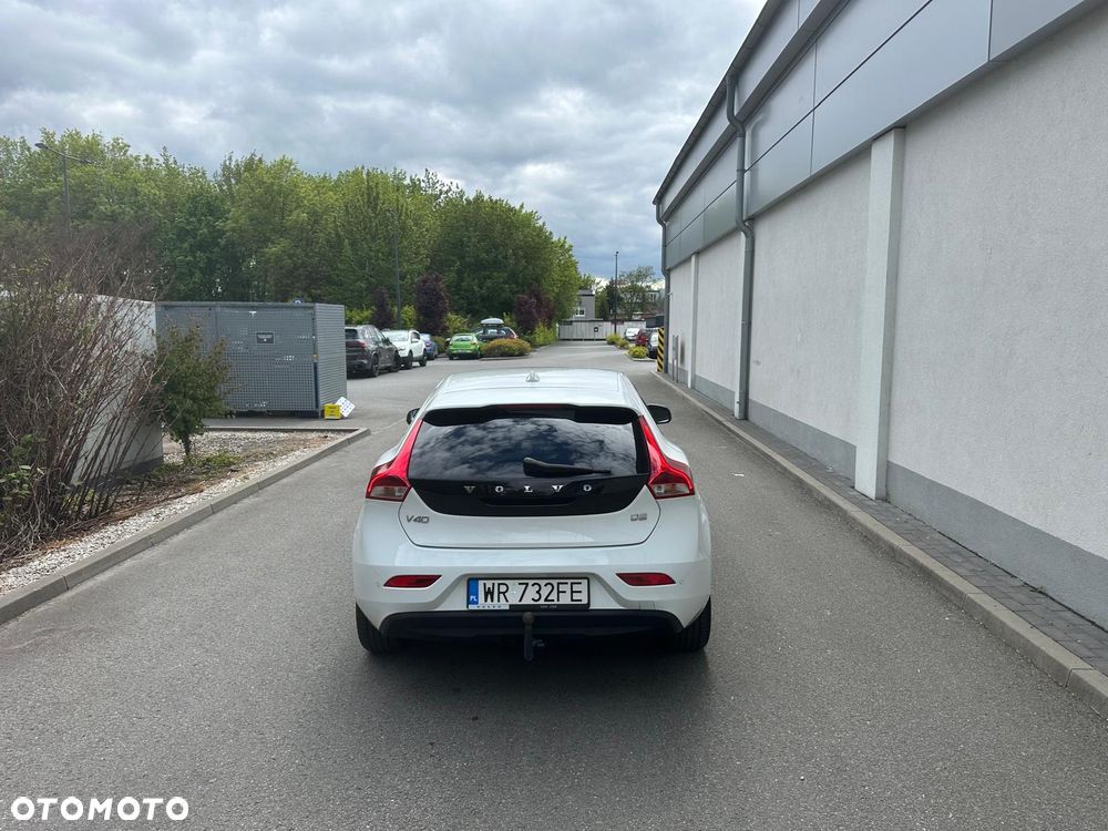 Volvo V40 D2 Drive-E Momentum - 21
