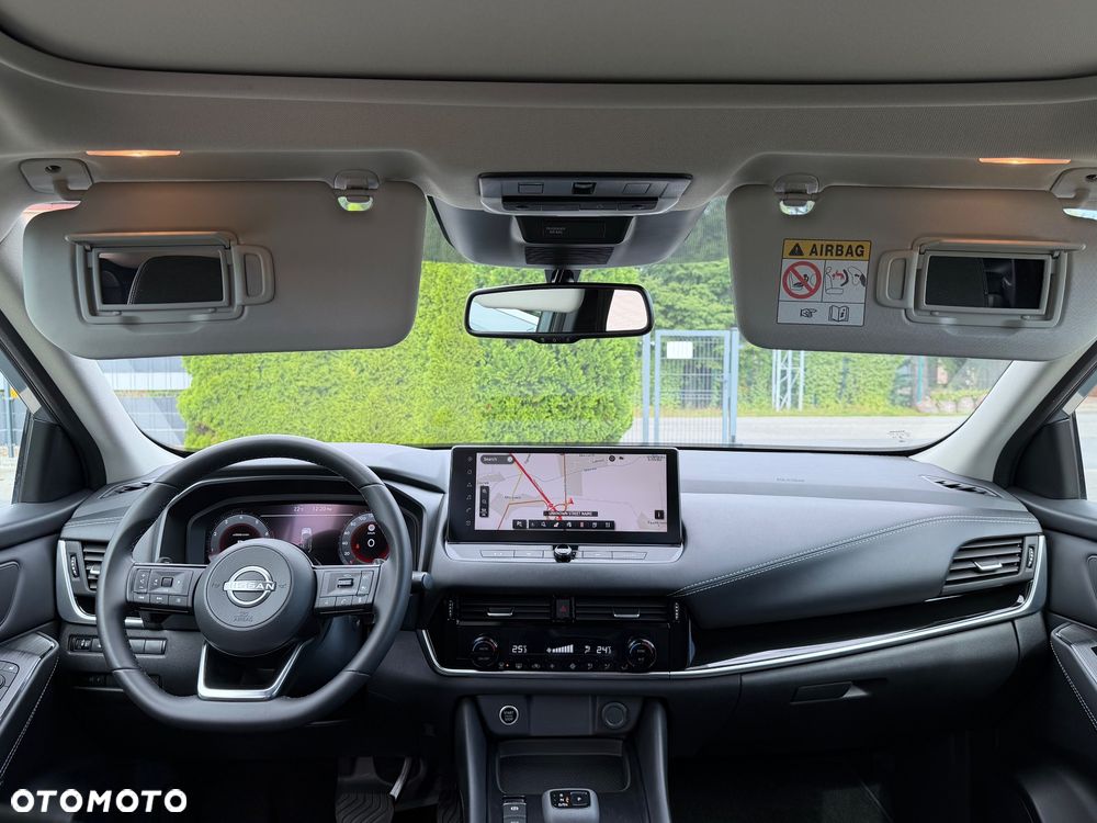 Nissan Qashqai 1.3 DIG-T DCT N-CONNECTA - 23