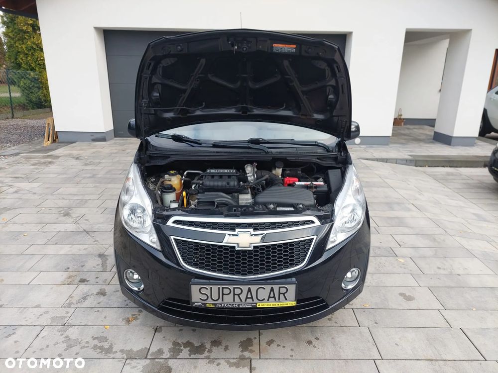 Chevrolet Spark 1.0 LS - 36