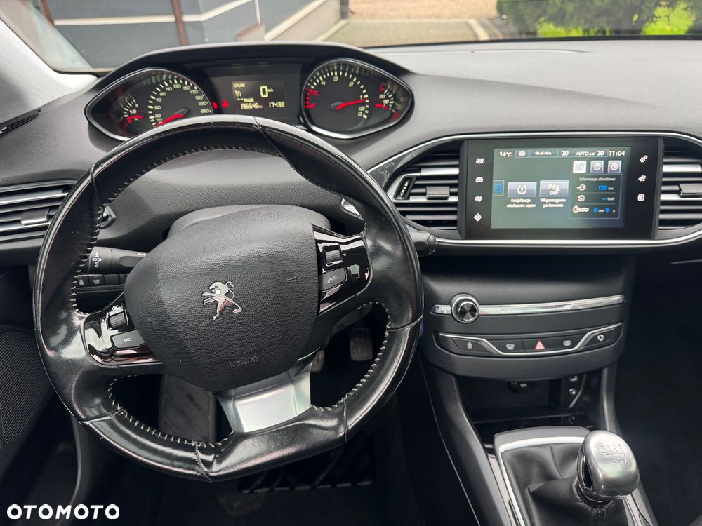 Peugeot 308 2017 photo 5